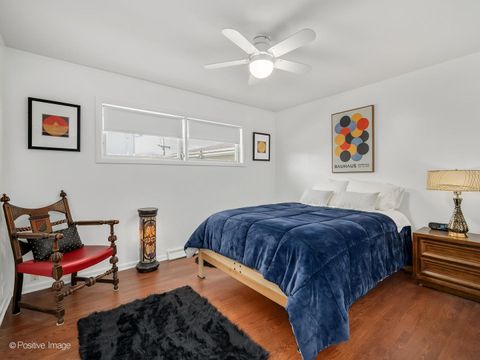 Tiny photo for Westchester, IL 60154 (MLS # 12545415)