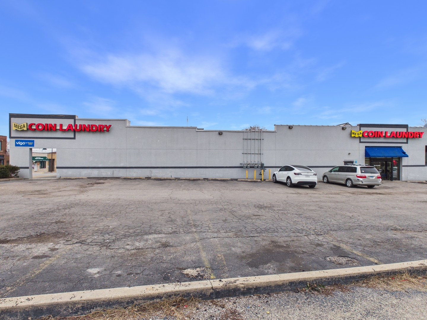 222-232 W Galena Boulevard