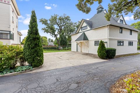 A home in Elgin