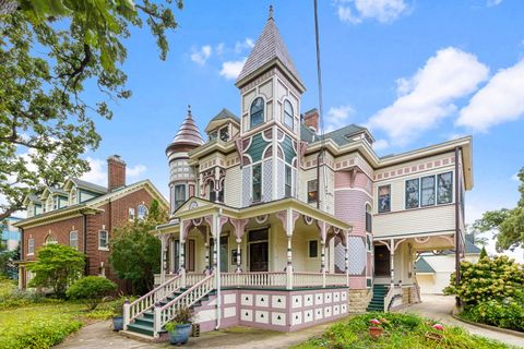 A home in Elgin