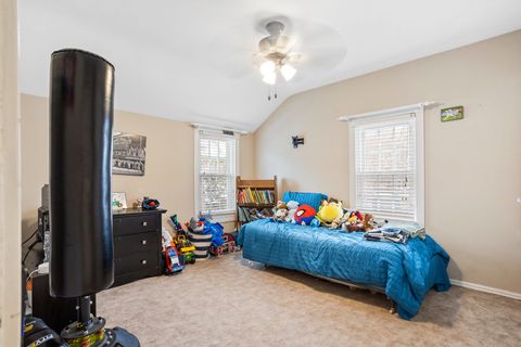 Tiny photo for 1233 E Jefferson Street, Bloomington, IL 61701 (MLS # 12525006)