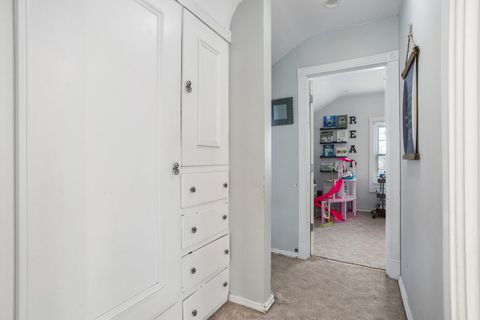 Tiny photo for 1233 E Jefferson Street, Bloomington, IL 61701 (MLS # 12525006)