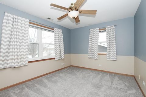 Tiny photo for 1665 CHIPPENDALE Road, Hoffman Estates, IL 60169 (MLS # 12562588)