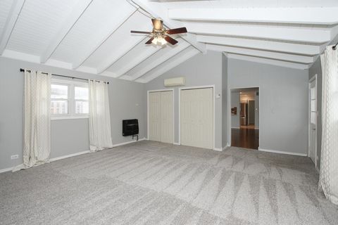Tiny photo for 1665 CHIPPENDALE Road, Hoffman Estates, IL 60169 (MLS # 12562588)