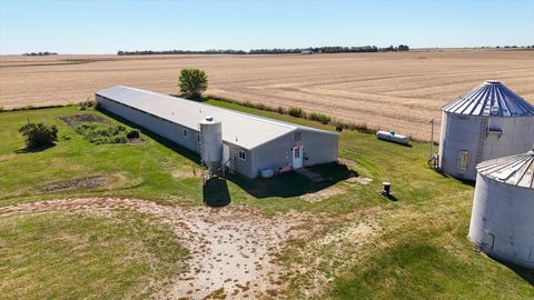Tiny photo for 139 N 1500E Road, Paxton, IL 60957 (MLS # 12504409)