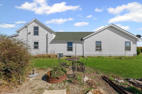 Tiny photo for 139 N 1500E Road, Paxton, IL 60957 (MLS # 12504409)