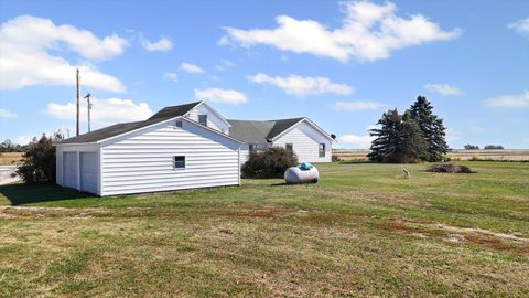 Tiny photo for 139 N 1500E Road, Paxton, IL 60957 (MLS # 12504409)