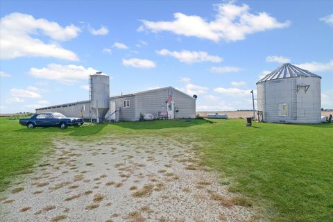 Tiny photo for 139 N 1500E Road, Paxton, IL 60957 (MLS # 12504409)
