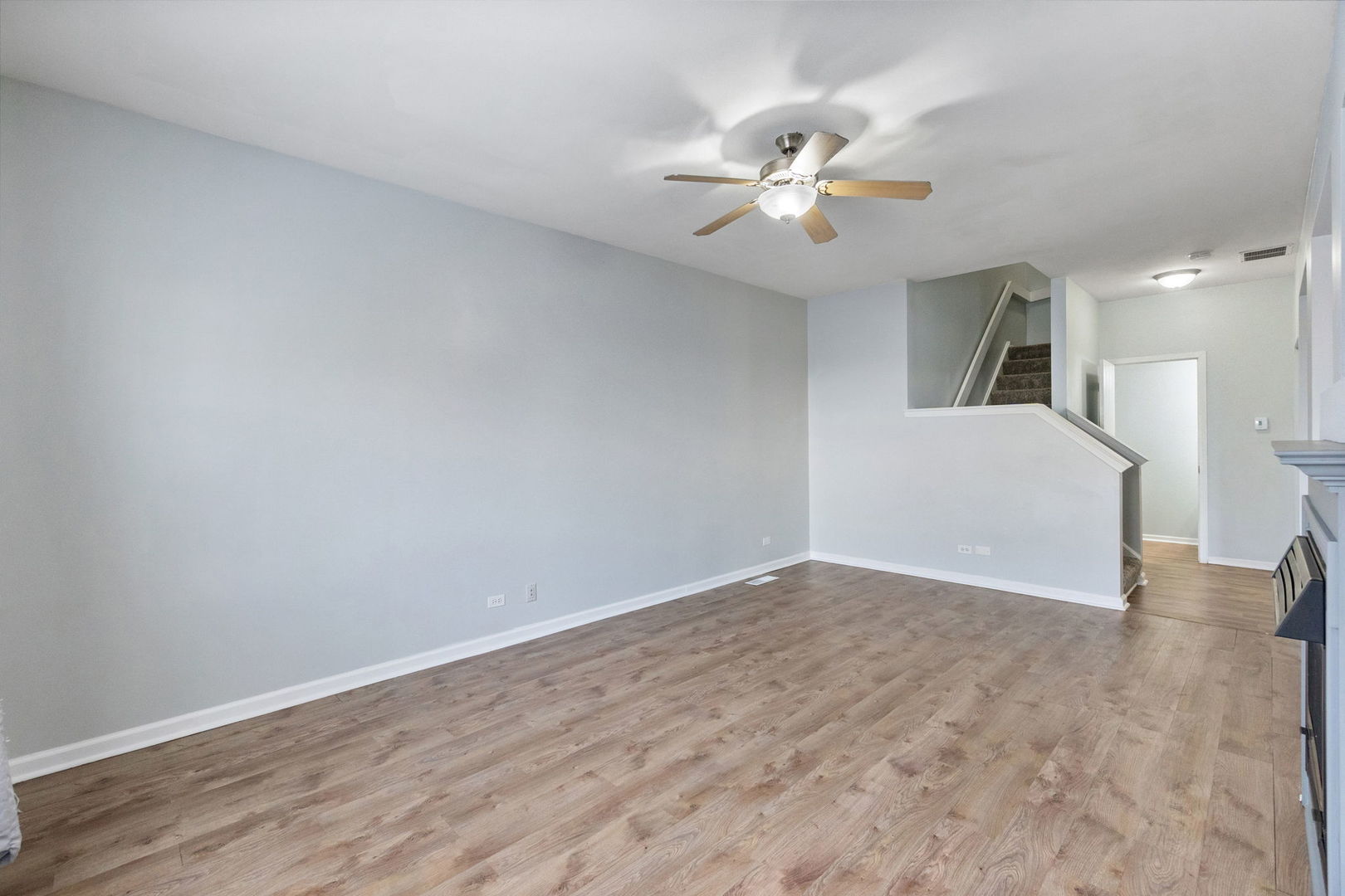 199 N Oakhurst Drive N 199