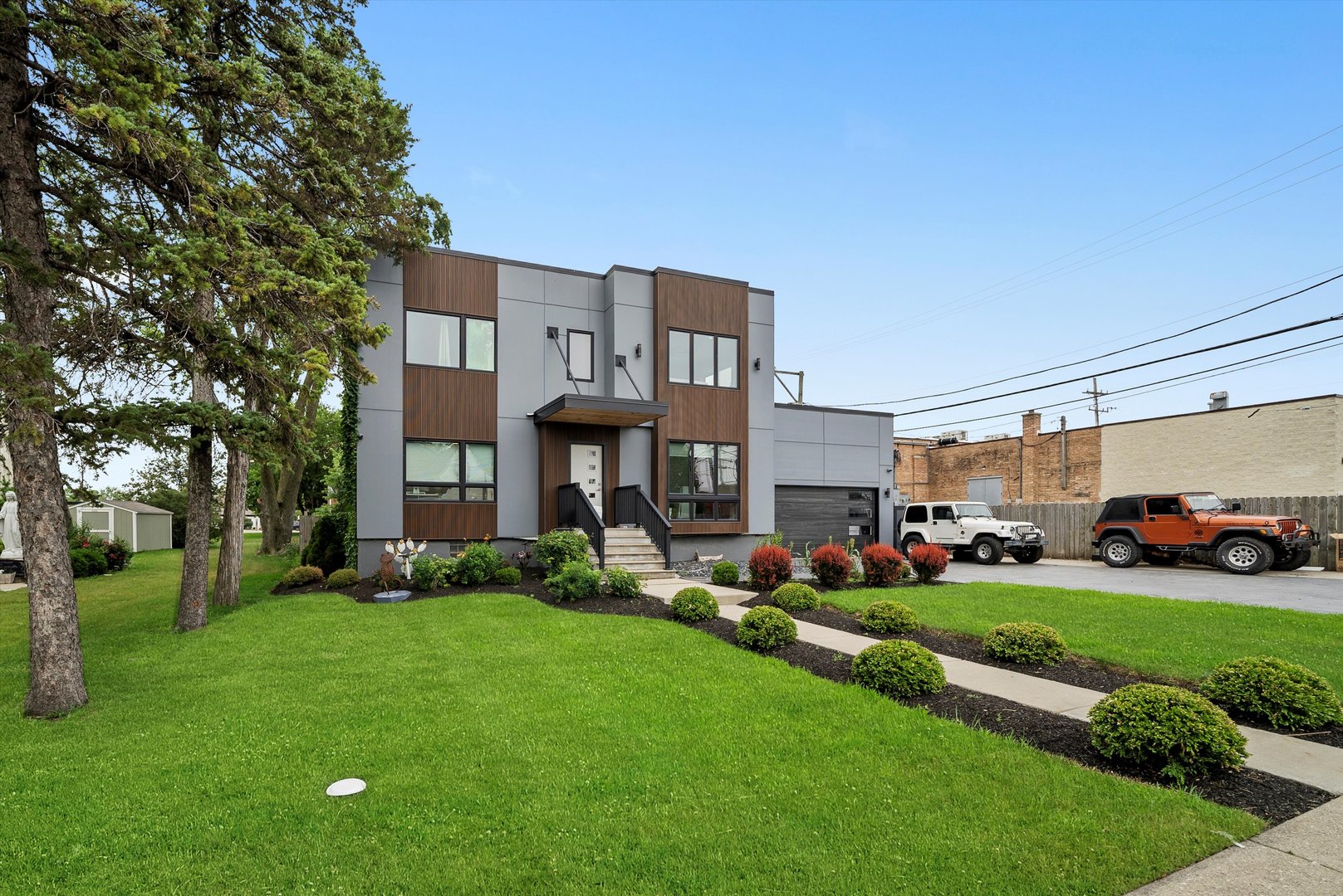 9 N Lavergne Avenue