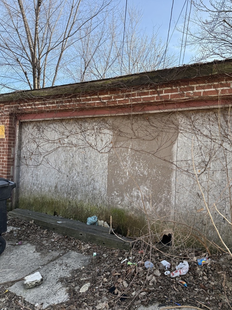62 E 95th Street