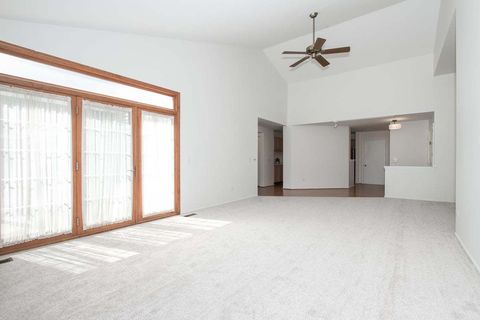 Tiny photo for 1652 Cayman Court #1, Bartlett, IL 60103 (MLS # 12601156)
