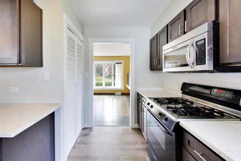 Tiny photo for 466 N Ridgeland Avenue, Elmhurst, IL 60126 (MLS # 12723343)