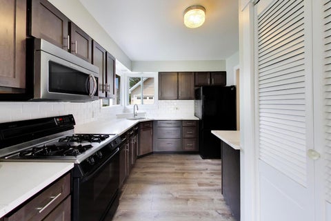 Tiny photo for 466 N Ridgeland Avenue, Elmhurst, IL 60126 (MLS # 12723343)