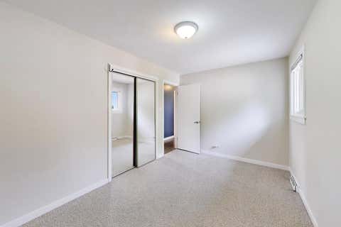 Tiny photo for 466 N Ridgeland Avenue, Elmhurst, IL 60126 (MLS # 12723343)