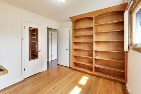 Tiny photo for 466 N Ridgeland Avenue, Elmhurst, IL 60126 (MLS # 12723343)