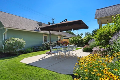 Tiny photo for 920 Geneva Street, Lake Geneva, WI 53147 (MLS # 12690919)