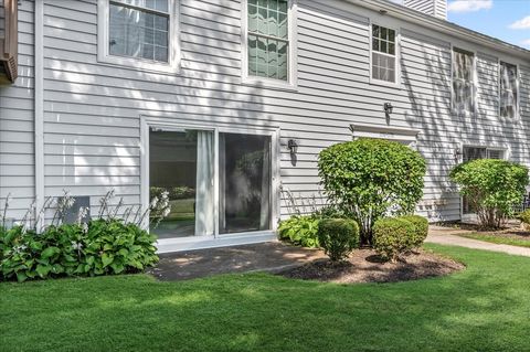 Tiny photo for 1162 Spring Garden Circle #64, Naperville, IL 60563 (MLS # 12460718)