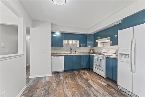 Tiny photo for 1162 Spring Garden Circle #64, Naperville, IL 60563 (MLS # 12460718)