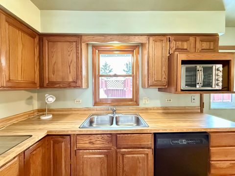 Tiny photo for 1980 Sapphire Lane, Aurora, IL 60506 (MLS # 12529143)