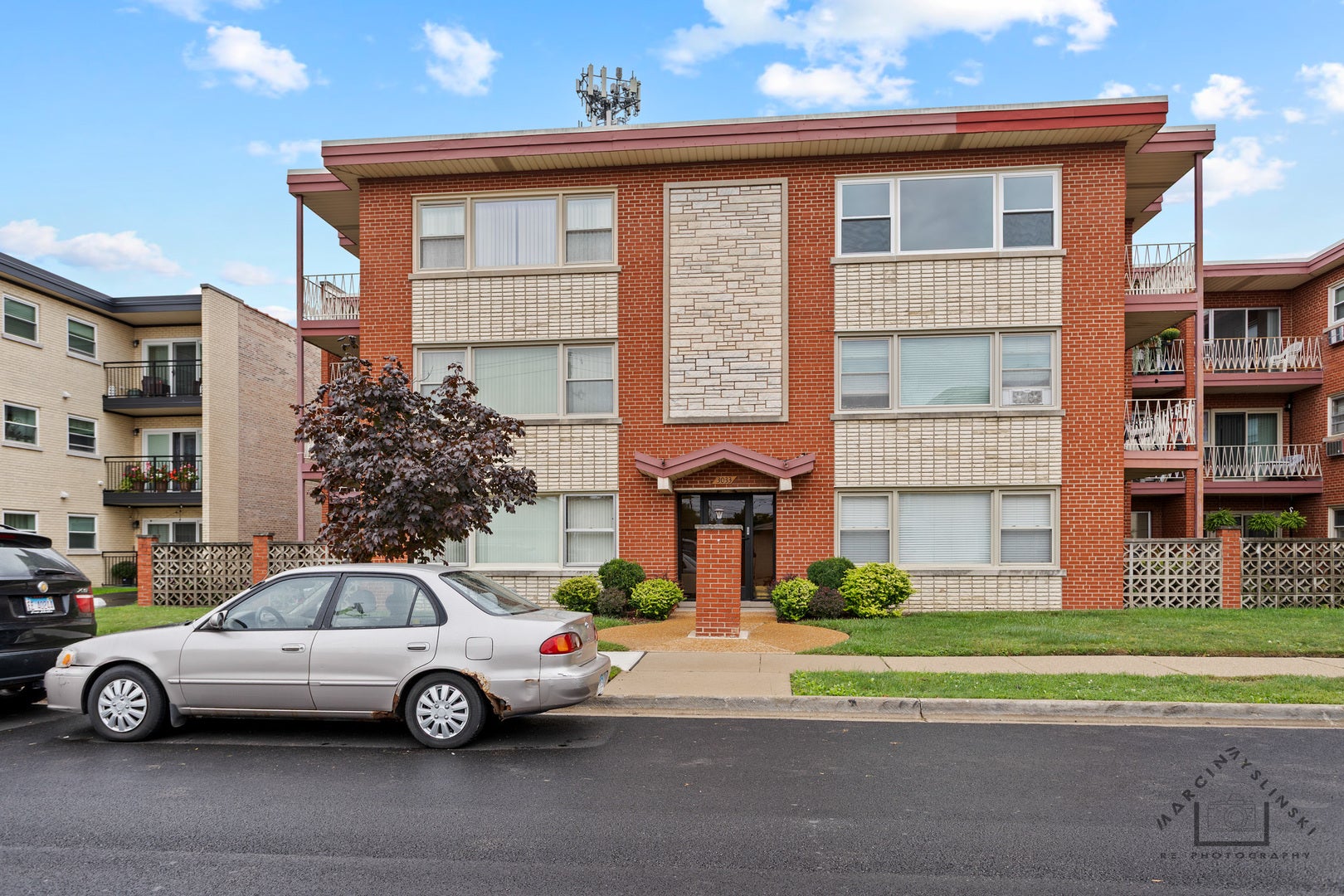 3033 Paris Avenue 303