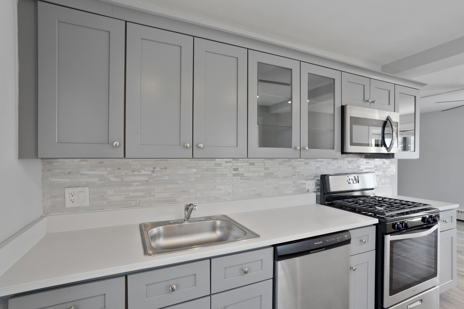 5858 N SHERIDAN Road 508