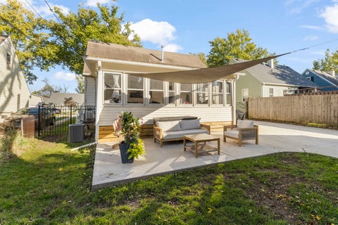 Tiny photo for 510 N Garfield Street, Lombard, IL 60148 (MLS # 12784675)