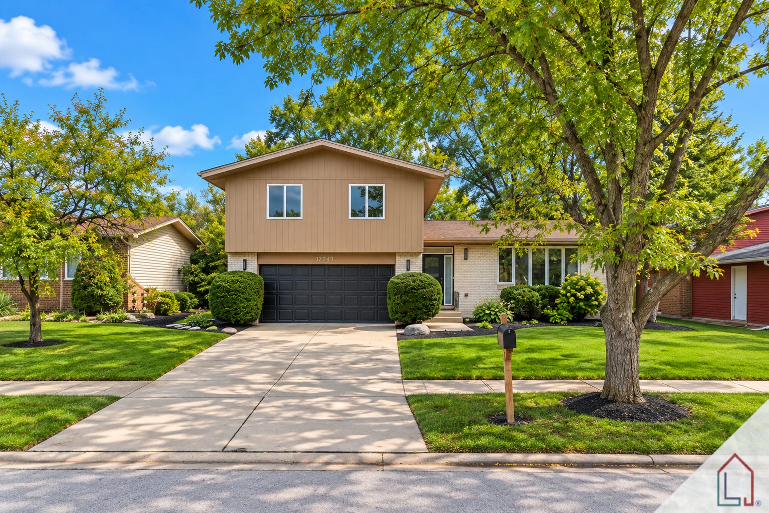 5252 Arquilla Drive