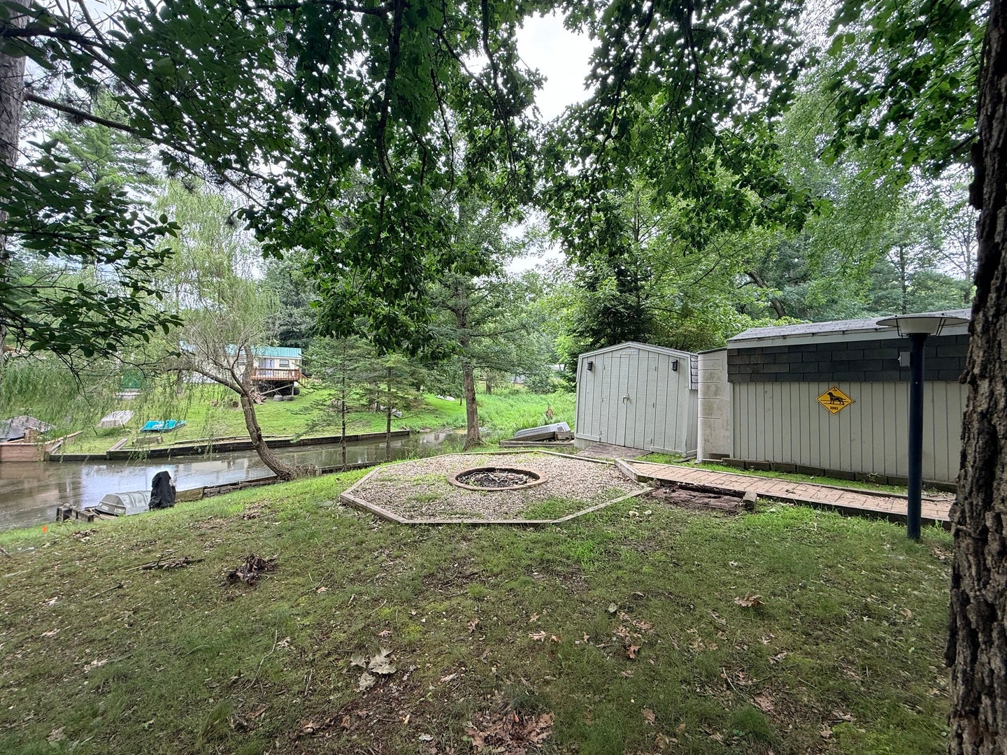 3-93 Woodhaven Lakes