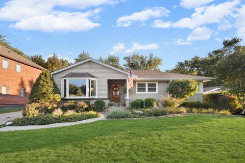 635 W Kenilworth Avenue Palatine IL 60067