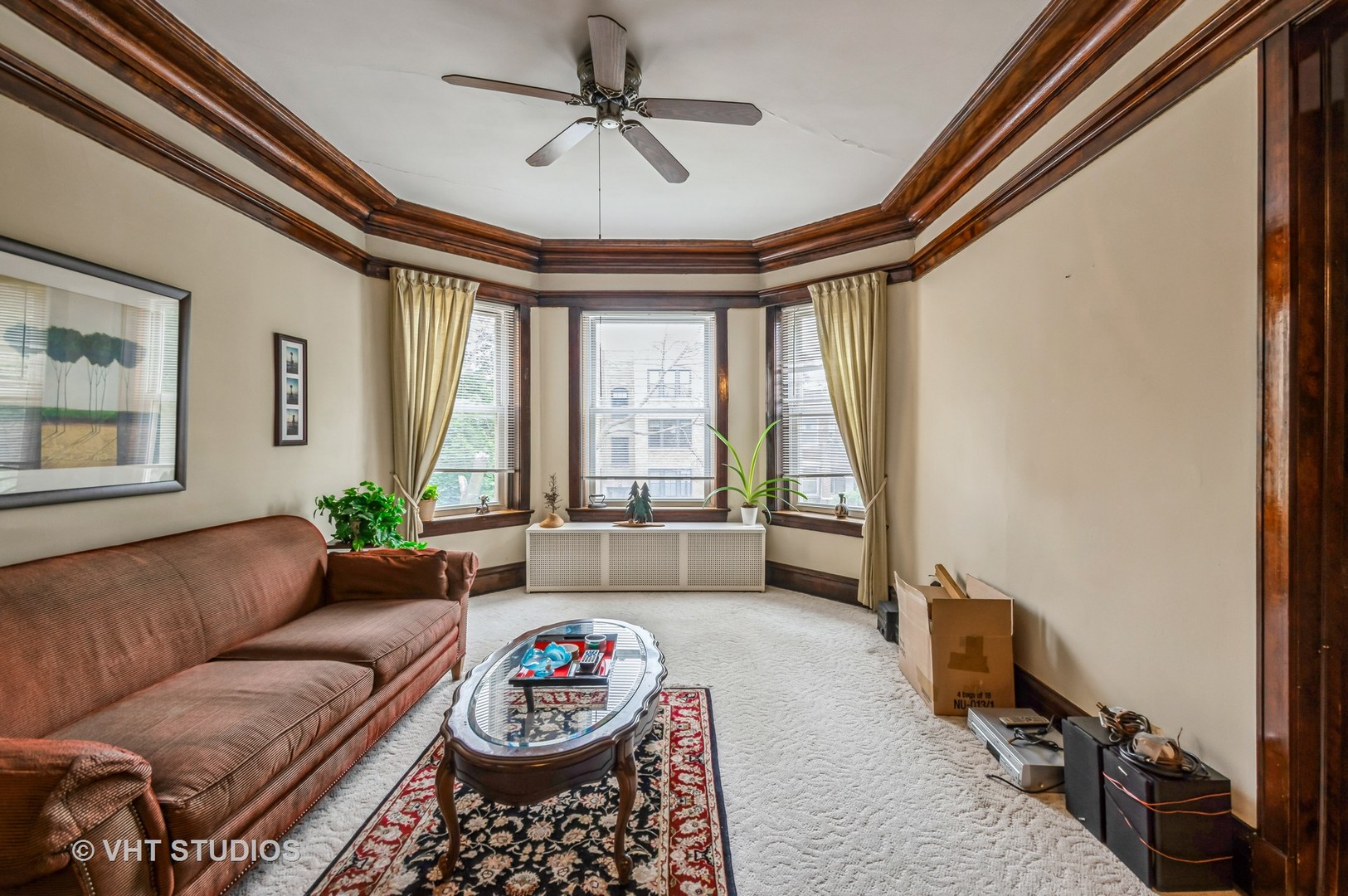 2302 W Addison Street