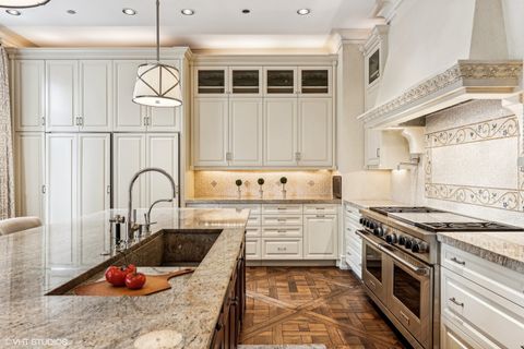 Tiny photo for 65 E Goethe Street #4N, Chicago, IL 60610 (MLS # 12620466)