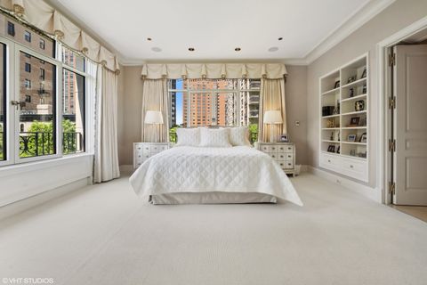 Tiny photo for 65 E Goethe Street #4N, Chicago, IL 60610 (MLS # 12620466)