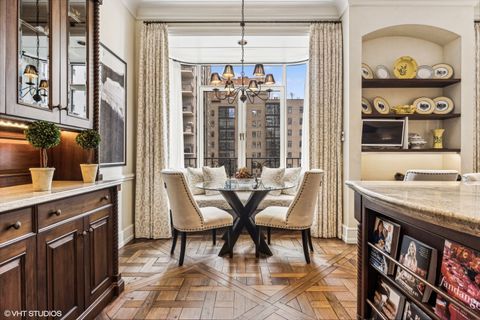 Tiny photo for 65 E Goethe Street #4N, Chicago, IL 60610 (MLS # 12620466)