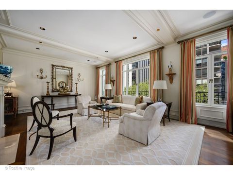 Tiny photo for 65 E Goethe Street #4N, Chicago, IL 60610 (MLS # 12620466)