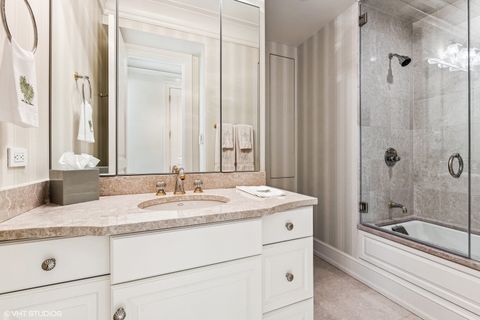 Tiny photo for 65 E Goethe Street #4N, Chicago, IL 60610 (MLS # 12620466)