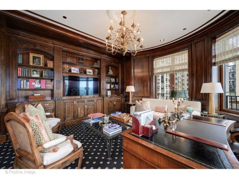 Tiny photo for 65 E Goethe Street #4N, Chicago, IL 60610 (MLS # 12620466)