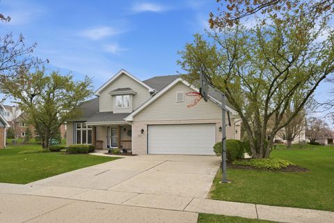 Tiny photo for 572 Bishops Gate, New Lenox, IL 60451 (MLS # 12622686)