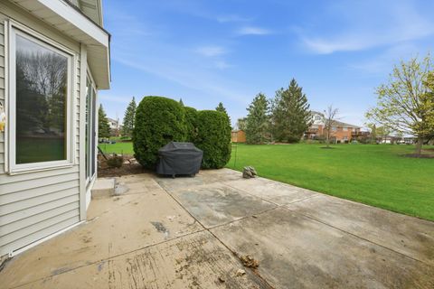 Tiny photo for 572 Bishops Gate, New Lenox, IL 60451 (MLS # 12622686)