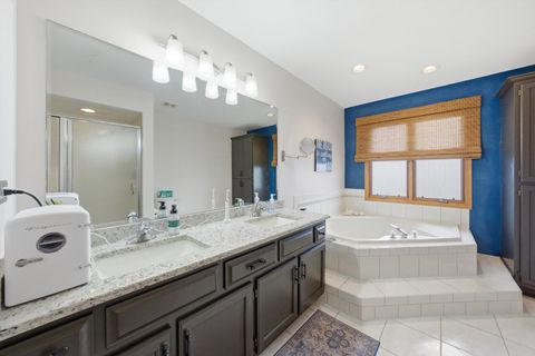 Tiny photo for 572 Bishops Gate, New Lenox, IL 60451 (MLS # 12622686)