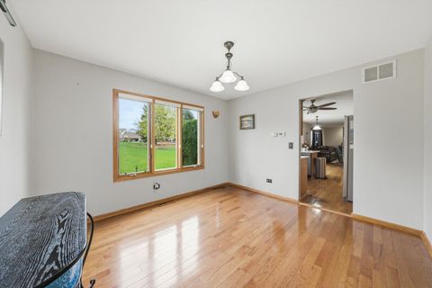 Tiny photo for 572 Bishops Gate, New Lenox, IL 60451 (MLS # 12622686)