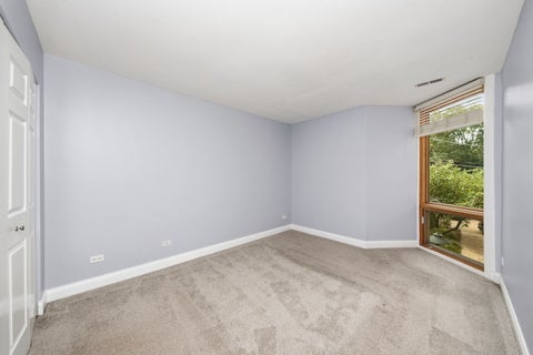 Tiny photo for 2140 N LINCOLN Avenue #5202, Chicago, IL 60614 (MLS # 12783868)