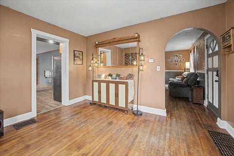 Tiny photo for 829 S Locust Street, Pontiac, IL 61764 (MLS # 12718104)