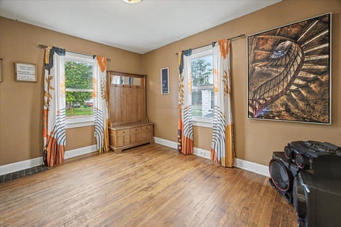 Tiny photo for 829 S Locust Street, Pontiac, IL 61764 (MLS # 12718104)