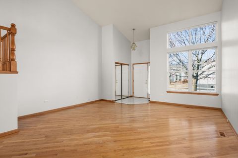 Tiny photo for 16139 Seneca Lake Circle, Crest Hill, IL 60403 (MLS # 12526265)