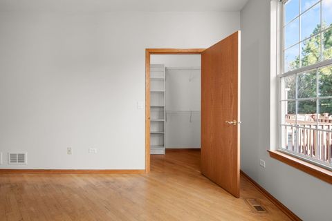 Tiny photo for 16139 Seneca Lake Circle, Crest Hill, IL 60403 (MLS # 12526265)