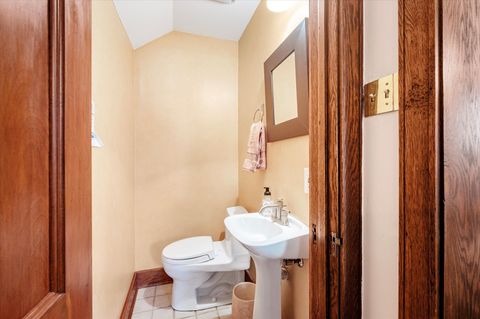 Tiny photo for 222 S Cuyler Avenue, Oak Park, IL 60302 (MLS # 12568033)