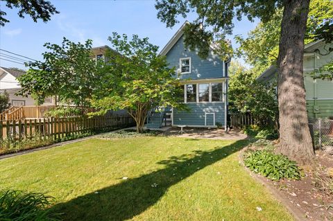 Tiny photo for 222 S Cuyler Avenue, Oak Park, IL 60302 (MLS # 12568033)