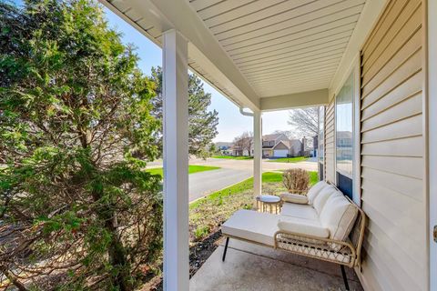 Tiny photo for 595 East Avenue, Streamwood, IL 60107 (MLS # 12610524)