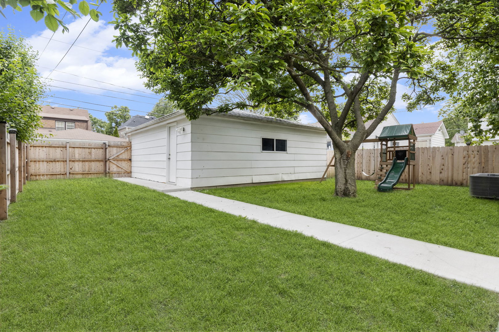 4943 Fairview Lane
